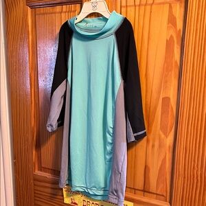 Cat & Jack Teal and Gray Swim Rashguard Size M(8/10)